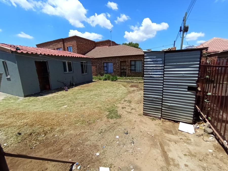 2 Bedroom Property for Sale in Blomanda Free State